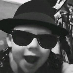 Meet your Posher, Martha